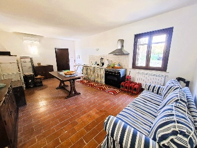Foto Villa bifamiliare in Via Rimembranze, Amelia Centro di 217 m²