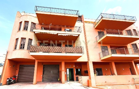 Foto Appartamento in Via Giuseppe Basile 2, Agrigento di 128 m² in vendita