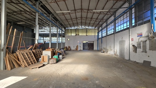 Foto Capannone industriale in Via delle Regone, San Colombano al Lambro