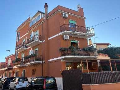 Foto Appartamento in Via Toscana 80, Guidonia Montecelio Villalba di 80 m²