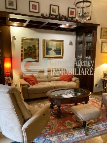 Foto Appartamento in VIA DEGLI ARTIFICIERI, Roma di 142 m² con 6 locali