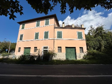 Foto Casale in via casalina 3, Montopoli di Sabina di 500 m² con 17 locali