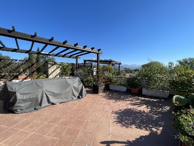 Foto Appartamento in Via Giacomo Leopardi 30, Sarzana Centro di 70 m²