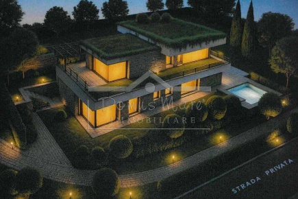 Foto Villa unifamiliare in Via del Castello 70, Recco di 200 m² in vendita