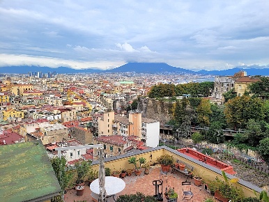 Foto Appartamento in Corso Vittorio Emanuele, Napoli Monte Santo di 35 m²