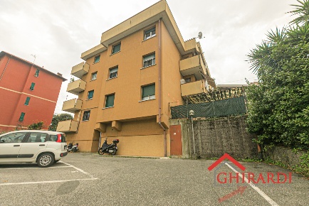 Foto Appartamento in VIA BORZOLI 54B, Genova Borzoli di 84 m² con 6 locali