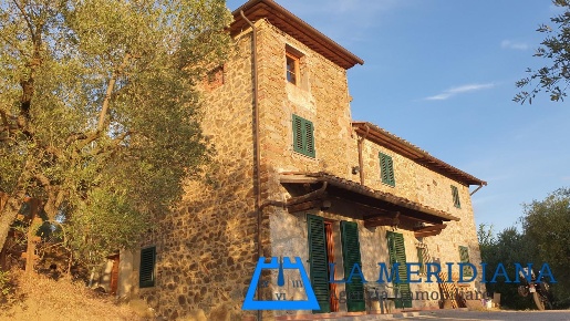 Foto Casa indipendente a Lamporecchio di 135 m² con 7 locali in vendita