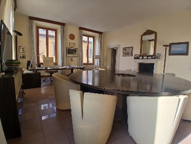 Foto Appartamento a Livorno Via Grande - Piazza della Repubblica di 250 m²