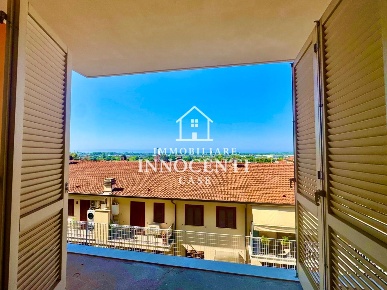 Foto Appartamento a Massa Zona Industriale di 130 m² con 5 locali