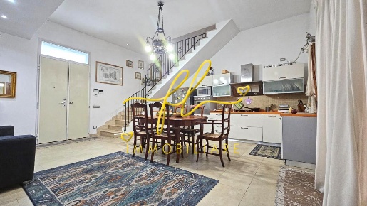 Foto Casa indipendente a San Vincenzo Centro di 143 m² con 5 locali