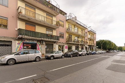 Foto Ufficio a Sant'Agata li Battiati di 110 m² con 4 locali in vendita