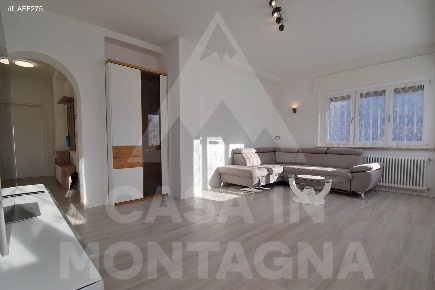 Foto Appartamento a Castello-Molina di Fiemme di 95 m² con 5 locali
