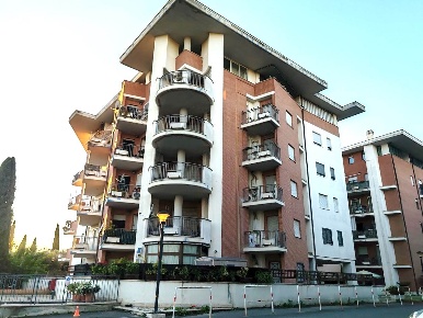 Foto Ufficio in Via Venezia  33 int. 21, Fiano Romano di 34 m² con 2 locali