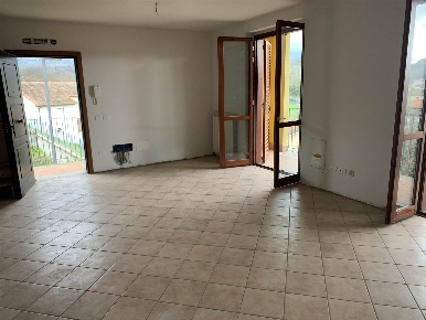 Foto Appartamento a Reggello di 125 m² con 5 locali in vendita
