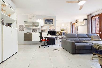 Foto Appartamento a Sovicille Centro di 93 m² con 4 locali in vendita