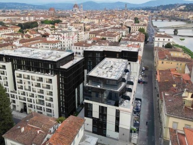 Foto Garage a Firenze Borgo Ognissanti - Il Prato di 10 m² con 1 locali