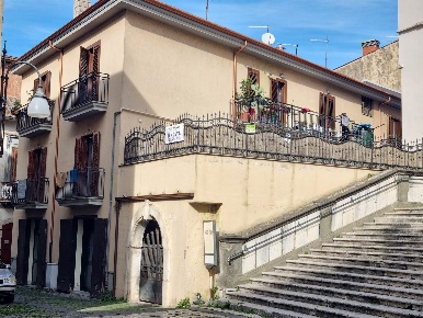 Foto Appartamento in Via Rapolla 26, Atripalda di 130 m² con 4 locali