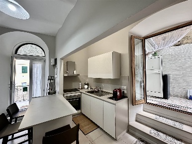 Foto Appartamento a Rio Rio Marina di 104 m² con 5 locali in vendita