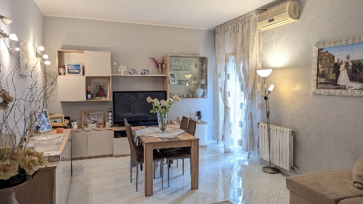 Foto Appartamento a Aci Sant'Antonio Santa Maria La Stella di 105 m²