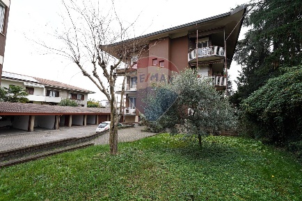 Foto Appartamento in Via Eugenio Curiel, Mezzago Centro di 87 m² in vendita