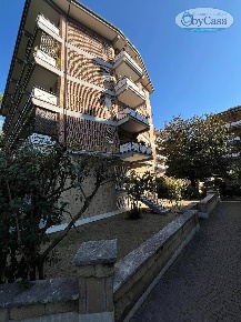 Foto Appartamento a Roma di 160 m² con 4 locali in affitto