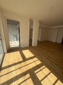 Foto Appartamento in Via Manfredo Camperio, Monza Centro Storico di 133 m²