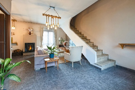 Foto Villa a schiera in Via del Vignola, Ronciglione Centro di 105 m²