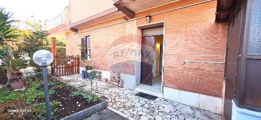 Foto Appartamento a Roma Acilia di 65 m² con 2 locali in vendita