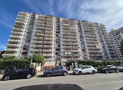 Foto Appartamento in Via Don Orione, Palermo Montepellegrino di 170 m²
