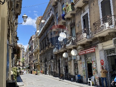Foto Locale commerciale in Via Gemmellaro, Catania Corso Sicilia - Fiera