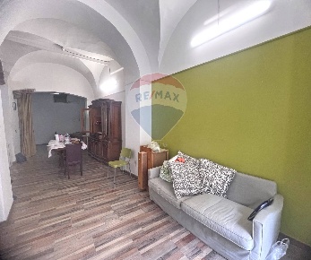 Foto Case semi ndipendenti in VIA DANIELE, Catania di 75 m² con 2 locali