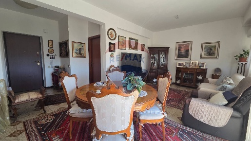 Foto Appartamento a Palermo Cruillas di 100 m² con 4 locali in vendita