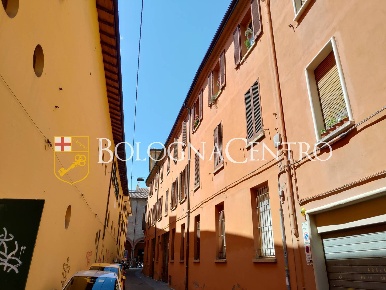 Foto Box in Vicolo Borchetta, Bologna San Vitale di 16 m² in vendita