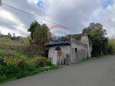 Foto Terreno agricolo in via Carone, Sant'Alfio di 13128 m² in vendita