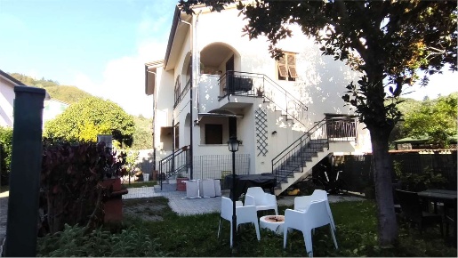 Foto Villa unifamiliare in via Provinciale 127, Arcola Romito Magra