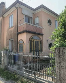 Foto Appartamento in Via Giulio Pastore, Villorba Visnadello di 87 m²