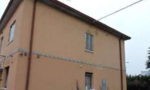 Foto Appartamento in Via Venera, Sanguinetto Centro di 137 m² con 6 locali