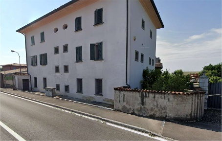 Foto Appartamento in Via 25 Aprile 211, Rovato Centro di 389 m² all'asta