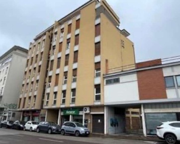 Foto Attico in Viale Milano, Vicenza Centro Storico di 243 m² con 12 locali