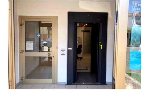 Foto Negozio a Fabbrico di 312 m² con 6 locali in vendita