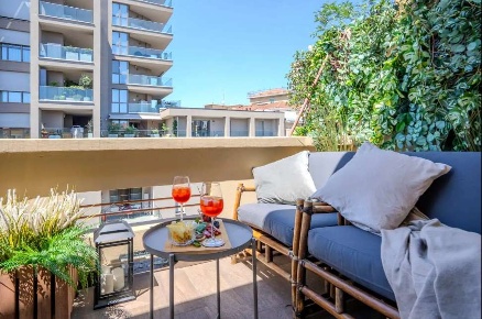 Foto Appartamento in via Serlio 4, Milano Corvetto di 73 m² con 2 locali