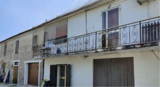 Foto Case indipendenti in Strada provinciale, Tresignana di 274 m² all'asta