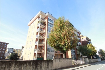 Foto Appartamento in VIA SFORZESCA 10/G, Novara Bicocca di 126 m²