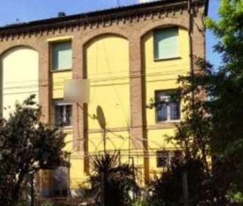 Foto Appartamento in Via Malaguzzi, San Martino in Rio Centro di 381 m²