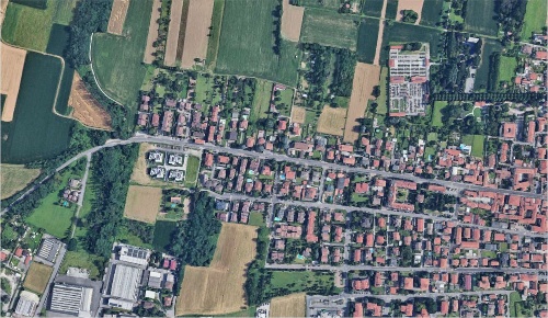 Foto Appartamento in Via Milano, Bellusco Centro di 129 m² con 7 locali