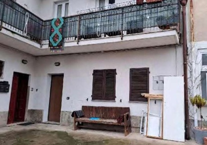 Foto Appartamento in Via San Lorenzo 13, Veniano Centro di 95 m² all'asta