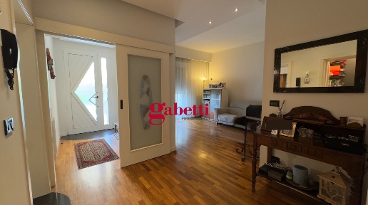 Foto Villa bifamiliare a Rimini Padulli di 180 m² con 5 locali in vendita