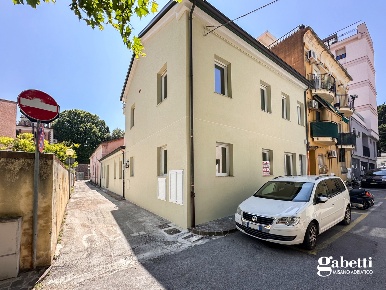 Foto Appartamento in Mentana, Cattolica di 98 m² con 3 locali in vendita
