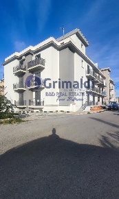 Foto Appartamento in Falcone e Borsellino, Ficarazzi di 90 m² con 3 locali
