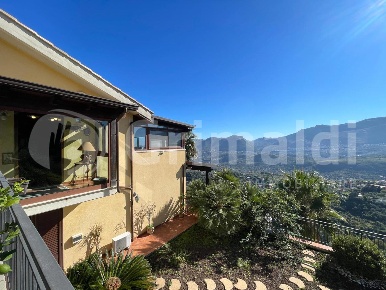 Foto Villa bifamiliare in Via Esterna Valle Cuba 38 B, Monreale di 160 m²